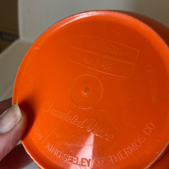 Mid Century Modern Pitcher and Ice bucket - Picture 9 of 13